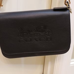 Slightly used Coach crossbody Handbag